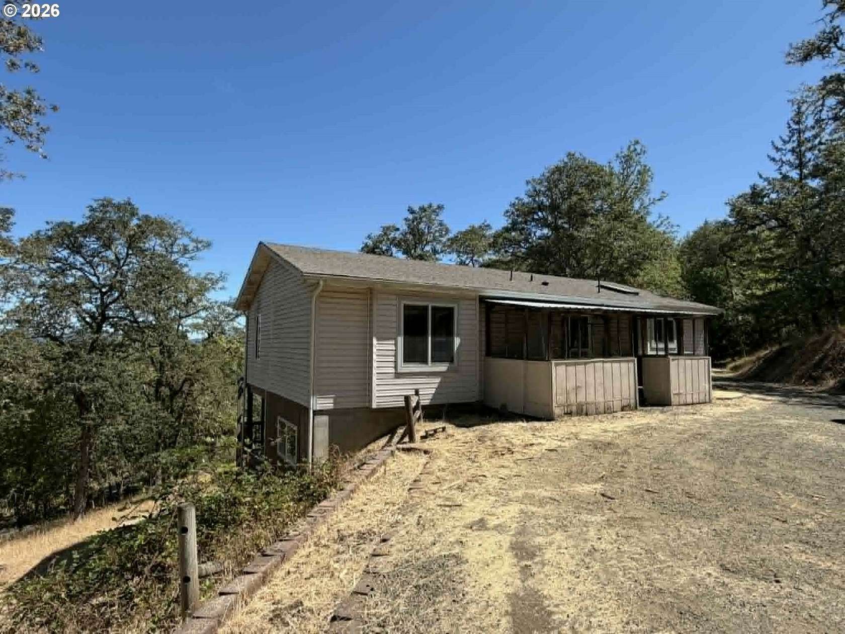 5 Acres of Land with Home for Sale in Roseburg, Oregon