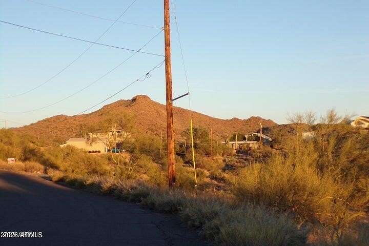 0.52 Acres of Residential Land for Sale in Queen Valley, Arizona