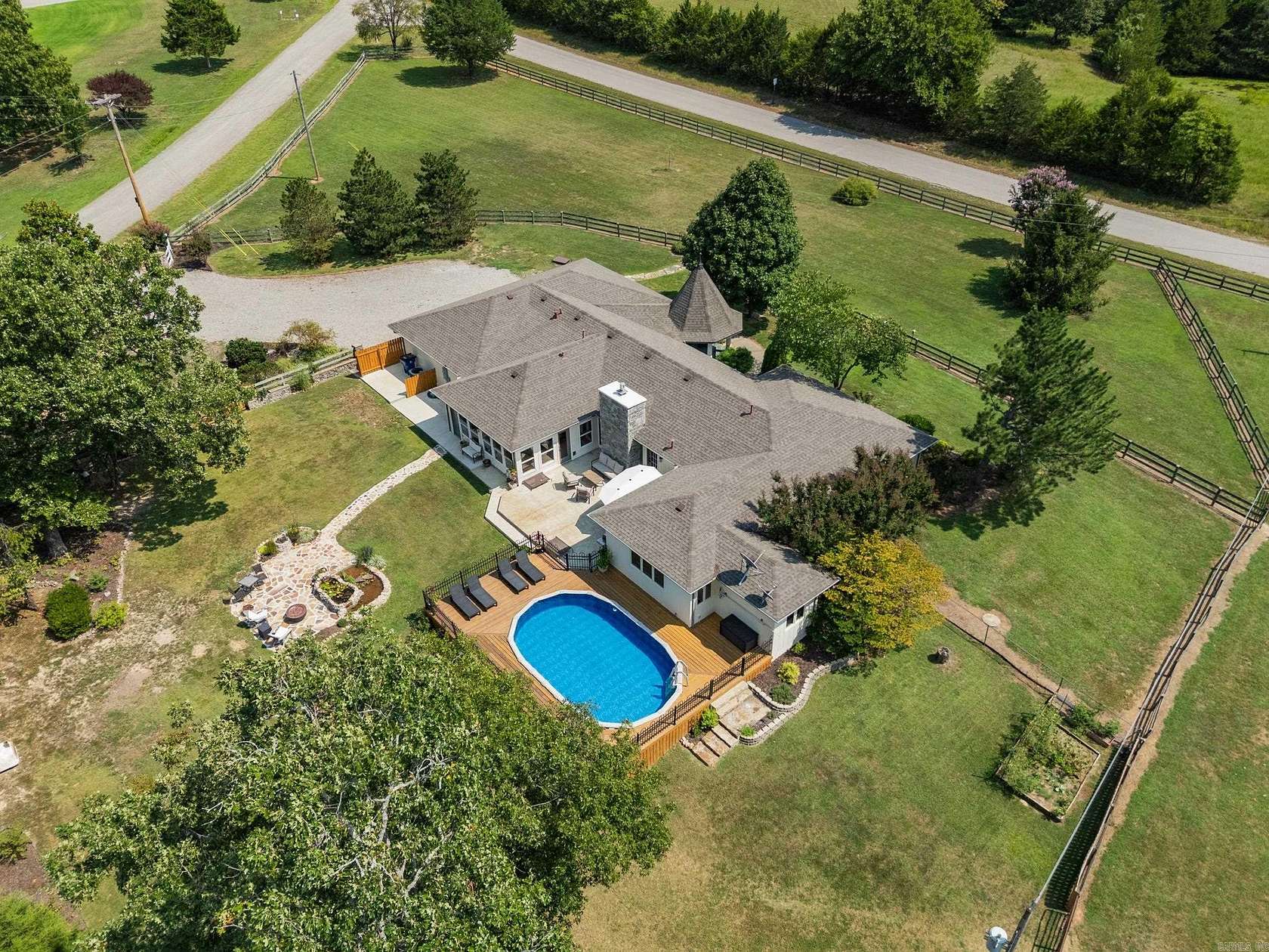 3.66 Acres of Land with Home for Sale in Mountain Home, Arkansas