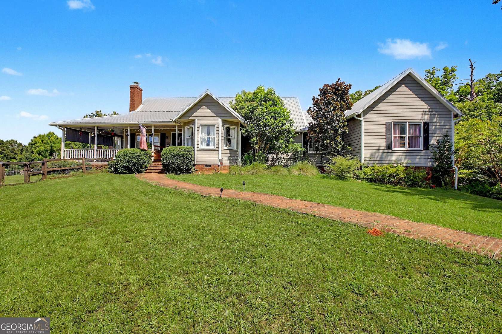 23.6 Acres of Agricultural Land with Home for Sale in Milledgeville, Georgia