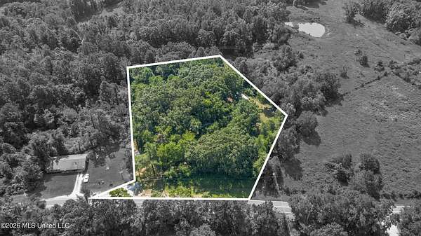 2 Acres of Residential Land for Sale in Holly Springs, Mississippi