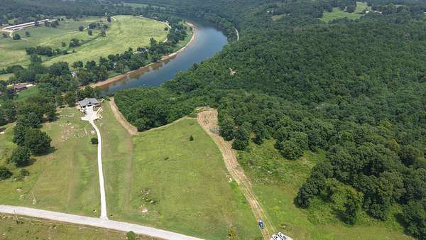 3.12 Acres of Land for Sale in Norfork, Arkansas