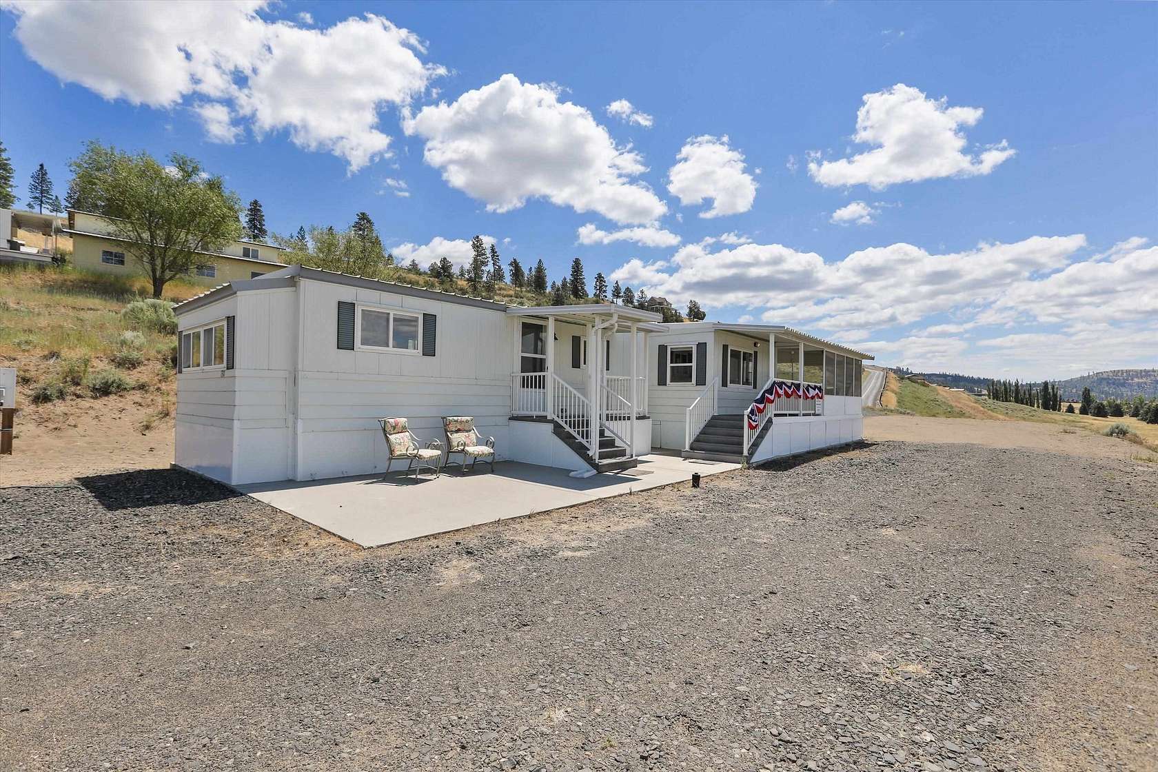 2 Acres of Land with Home for Sale in Deer Meadows, Washington