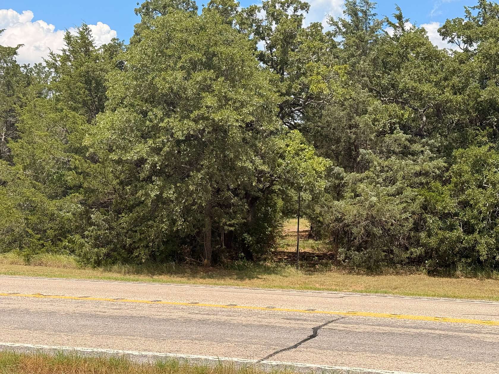 10 Acres of Land for Sale in Bowie, Texas