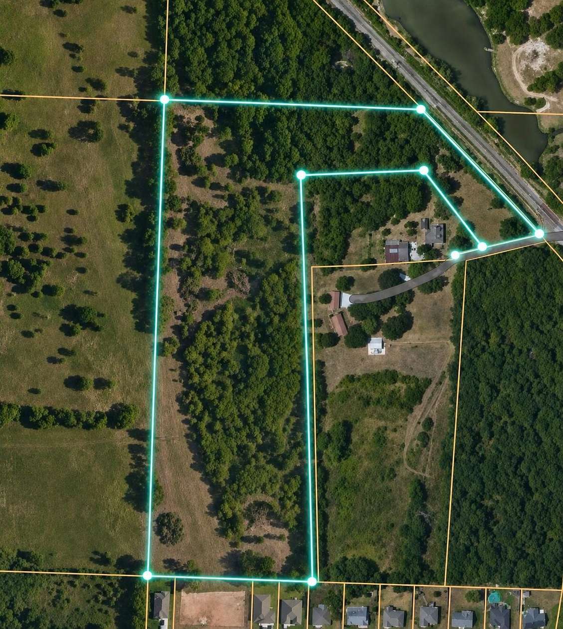 15.4 Acres of Recreational & Residential Land for Sale in Joplin, Missouri