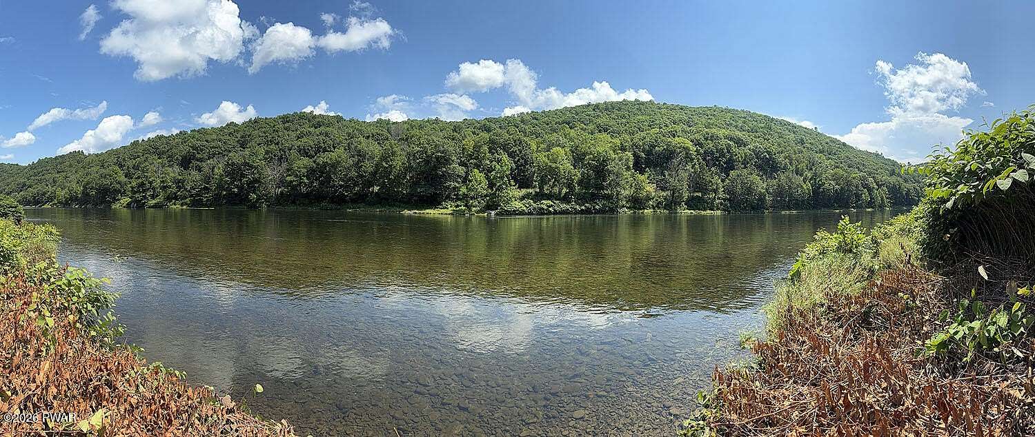 4.8 Acres of Residential Land for Sale in Equinunk, Pennsylvania