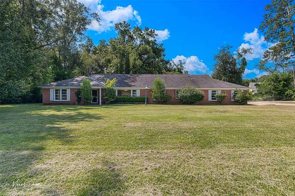 2 Acres of Land with Home for Sale in Shreveport, Louisiana