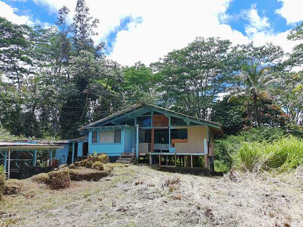 3 Acres of Land with Home for Sale in Kurtistown, Hawaii