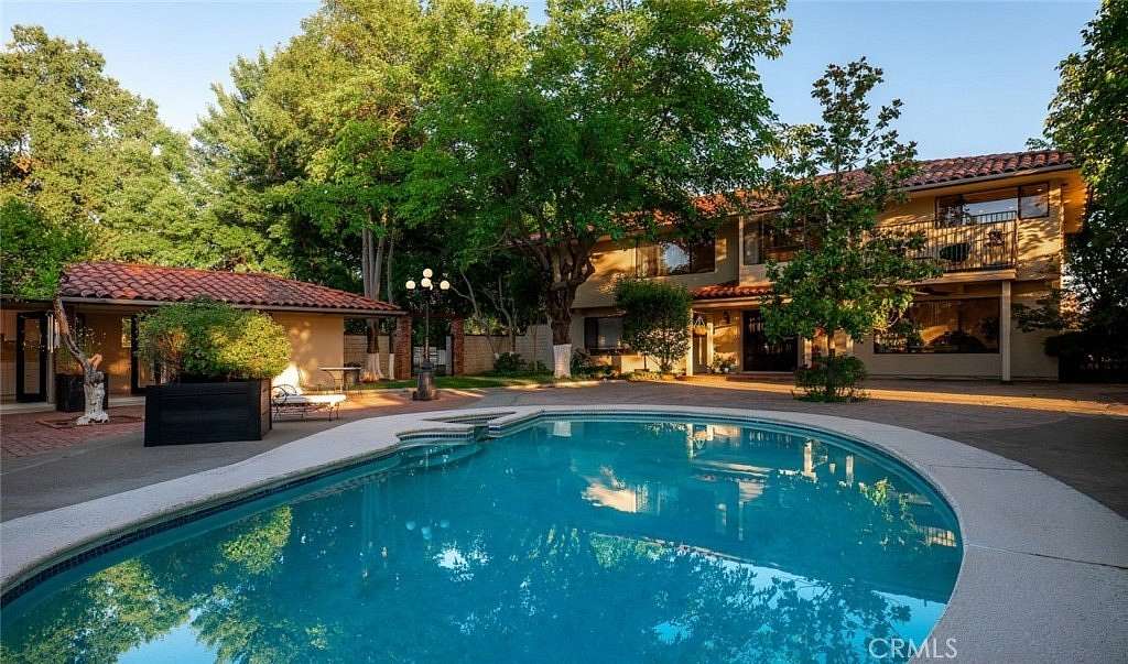 23 Acres of Agricultural Land with Home for Sale in Redding, California