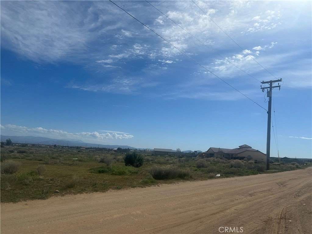 4.72 Acres of Residential Land for Sale in Phelan, California