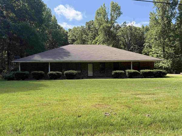 1.66 Acres of Land with Home for Sale in Pine Bluff, Arkansas