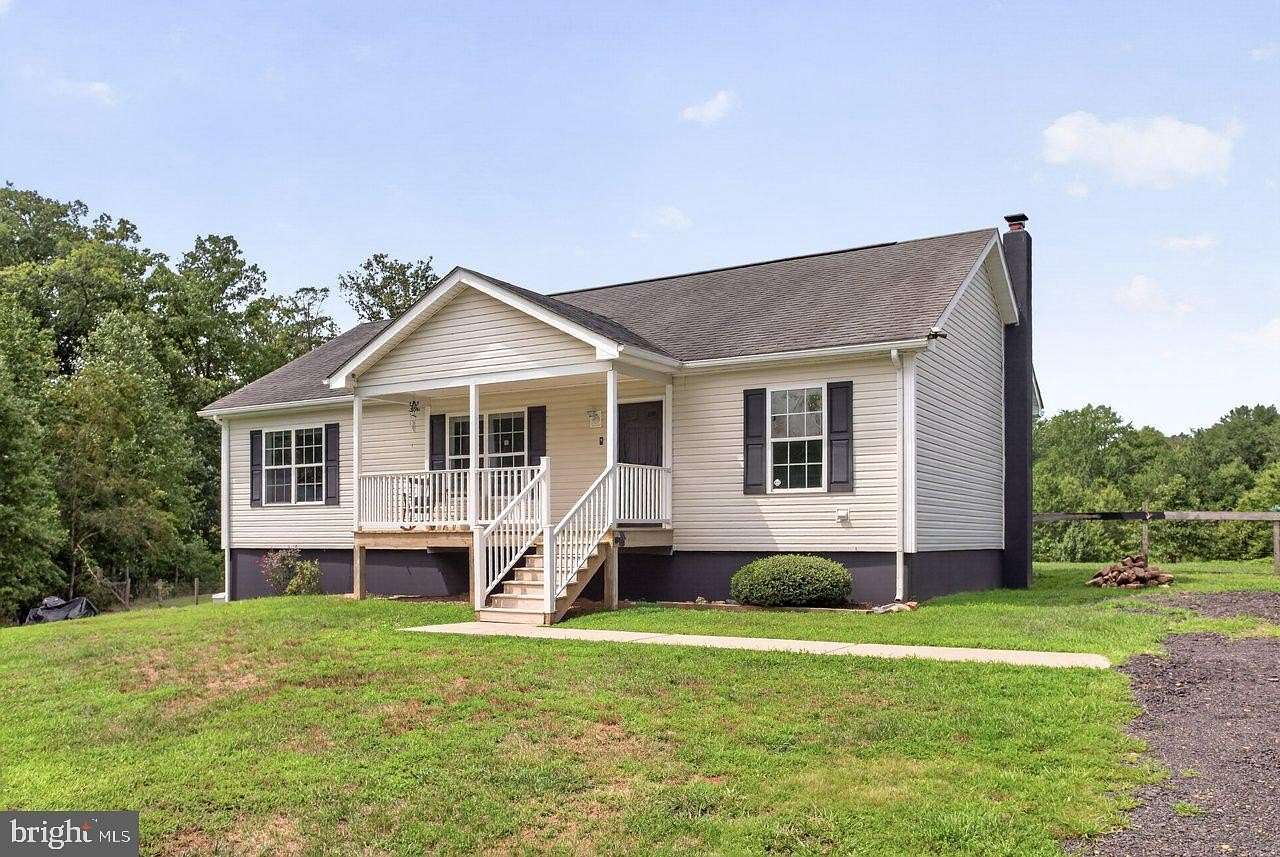 5 Acres of Land with Home for Sale in Keene, Virginia
