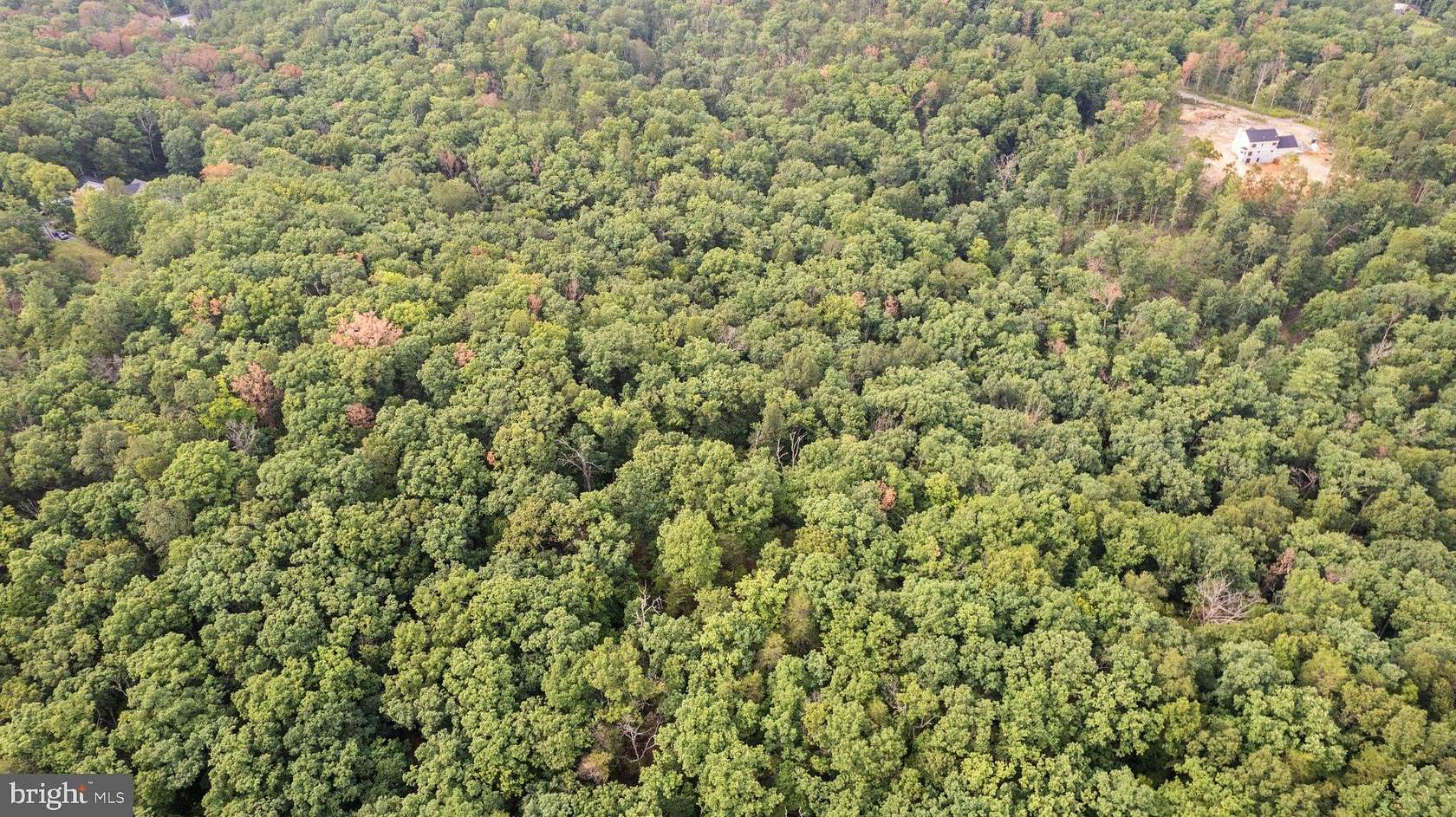 6 Acres of Residential Land for Sale in Hedgesville, West Virginia