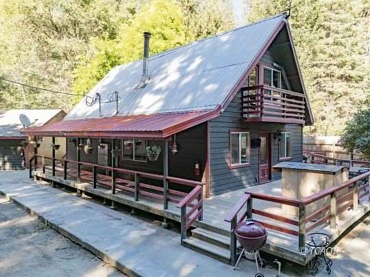 12 Acres of Land with Home for Sale in Lewiston, California