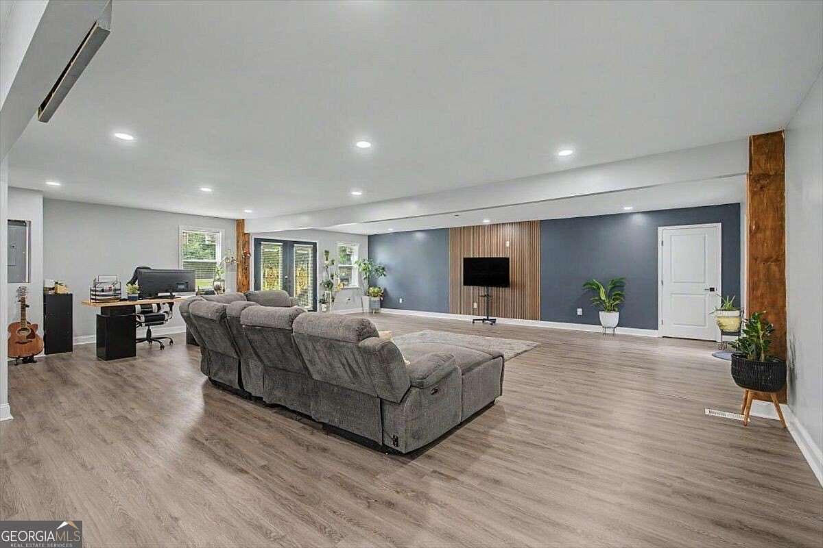 4.9 Acres of Land with Home for Sale in Winston, Georgia