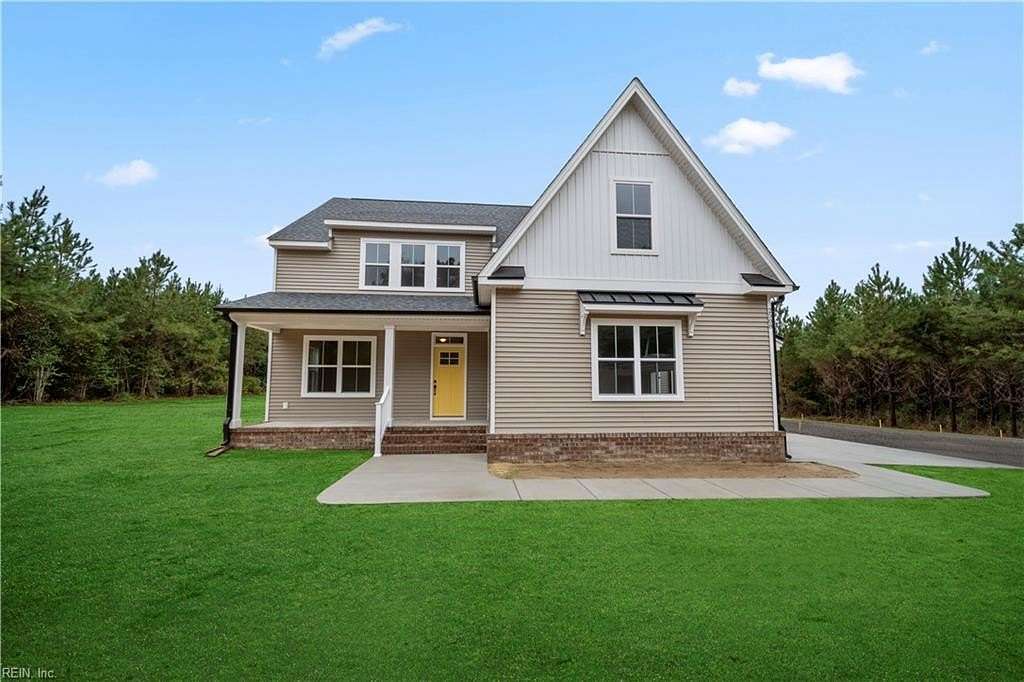 8 Acres of Land with Home for Sale in Suffolk, Virginia