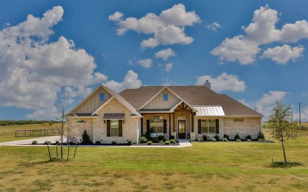 2.59 Acres of Land with Home for Sale in Valley View, Texas