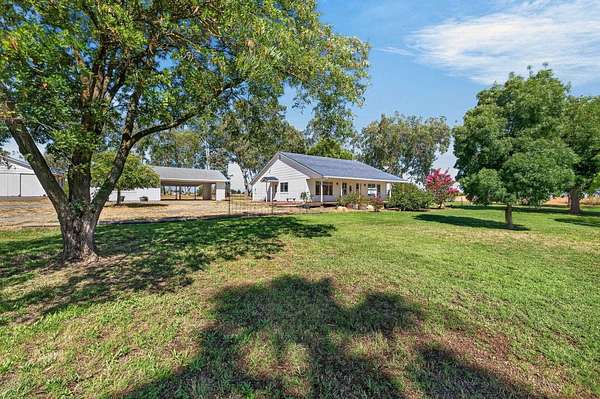 20 Acres of Land with Home for Sale in Corning, California
