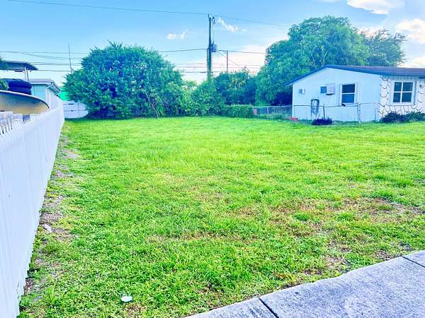 0.12 Acres of Residential Land for Sale in Hollywood, Florida