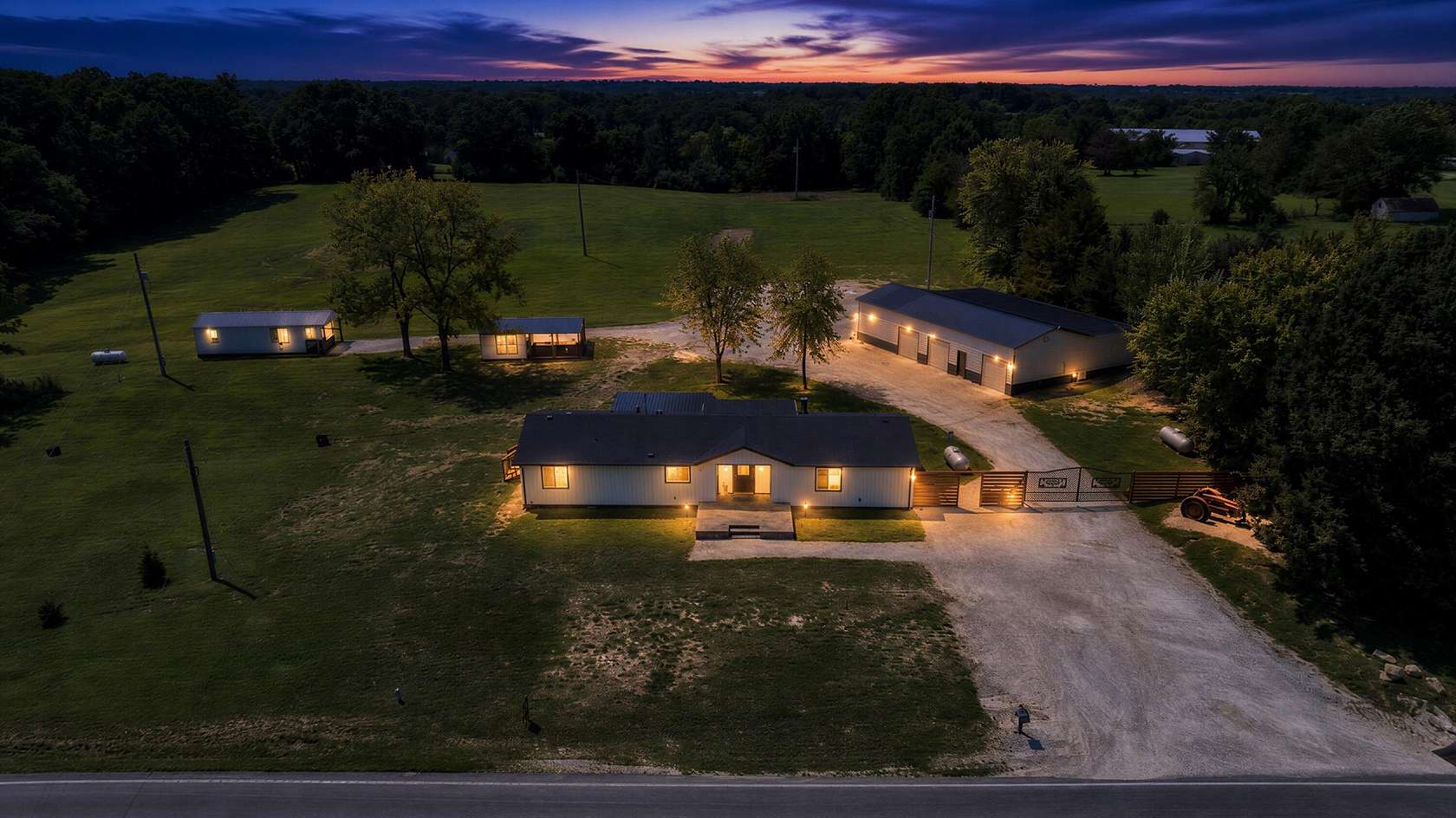 6 Acres of Land with Home for Sale in Fulton, Missouri