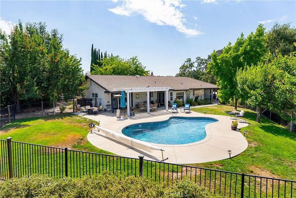 1.66 Acres of Land with Home for Sale in Templeton, California