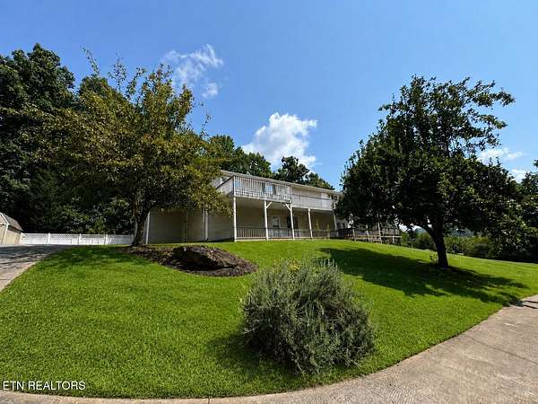 11 Acres of Land with Home for Sale in Maryville, Tennessee