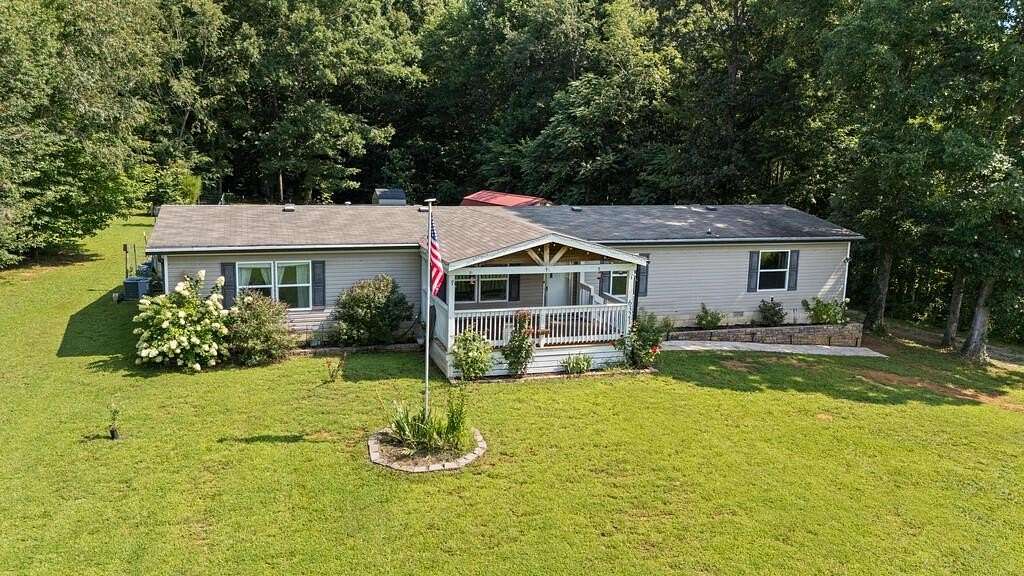 2.47 Acres of Land with Home for Sale in Baxter, Tennessee