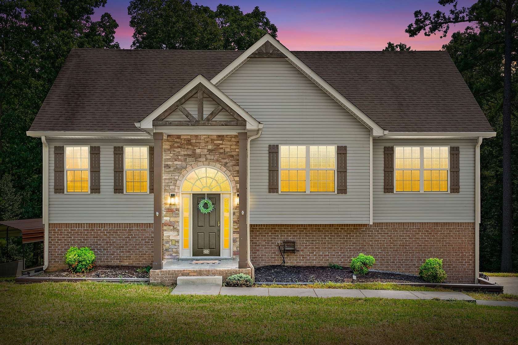 1.5 Acres of Land with Home for Sale in Cunningham, Tennessee