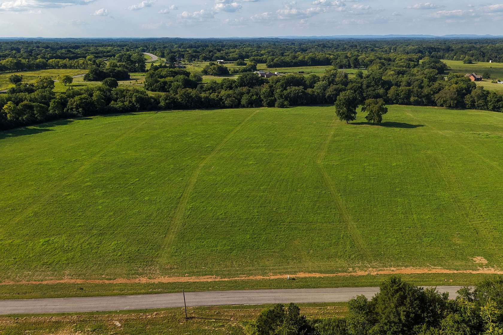 5.15 Acres of Residential Land for Sale in Lewisburg, Tennessee