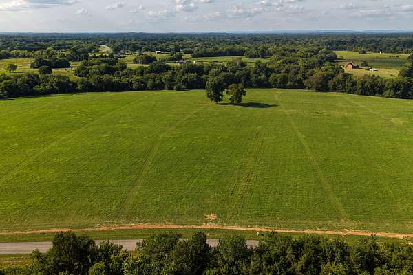 5.15 Acres of Residential Land for Sale in Lewisburg, Tennessee