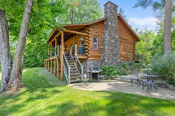 2.1 Acres of Land with Home for Sale in Crosslake, Minnesota