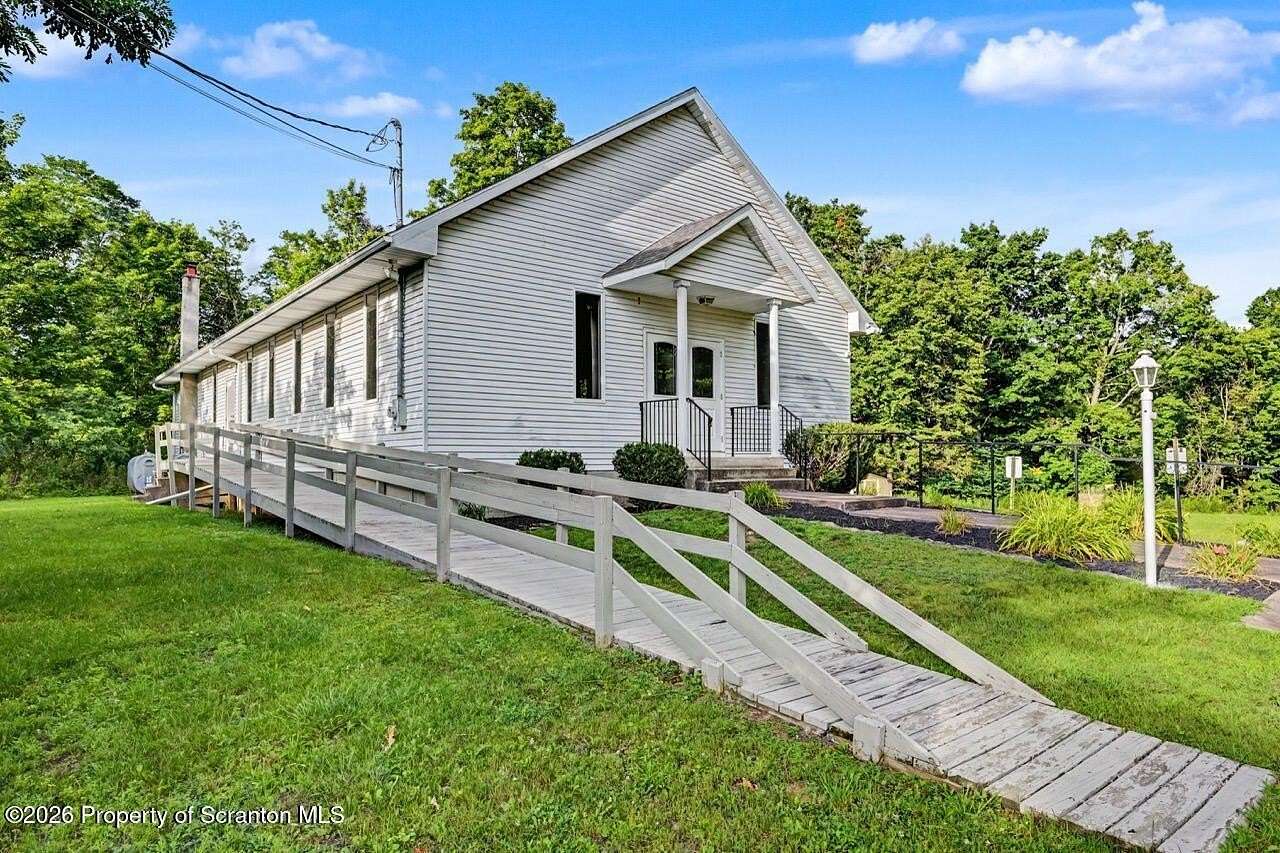 1.75 Acres of Improved Mixed-Use Land for Sale in Fleetville, Pennsylvania