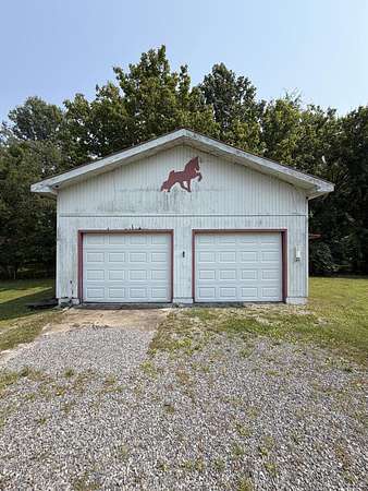 1.8 Acres of Land with Home for Sale in Signal Mountain, Tennessee