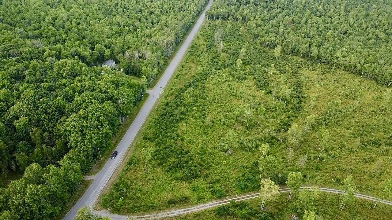 8.49 Acres of Mixed-Use Land for Sale in Pittsfield, Maine