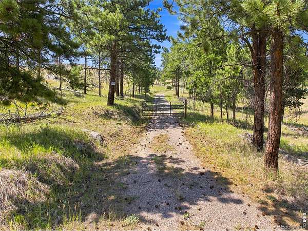 8.79 Acres of Land for Sale in Bellvue, Colorado