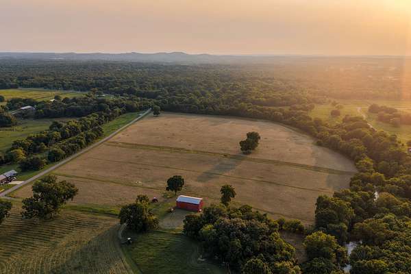 5.12 Acres of Residential Land for Sale in Lewisburg, Tennessee