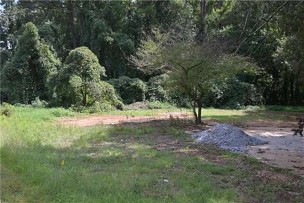 4.42 Acres of Commercial Land for Sale in Lawrenceville, Georgia