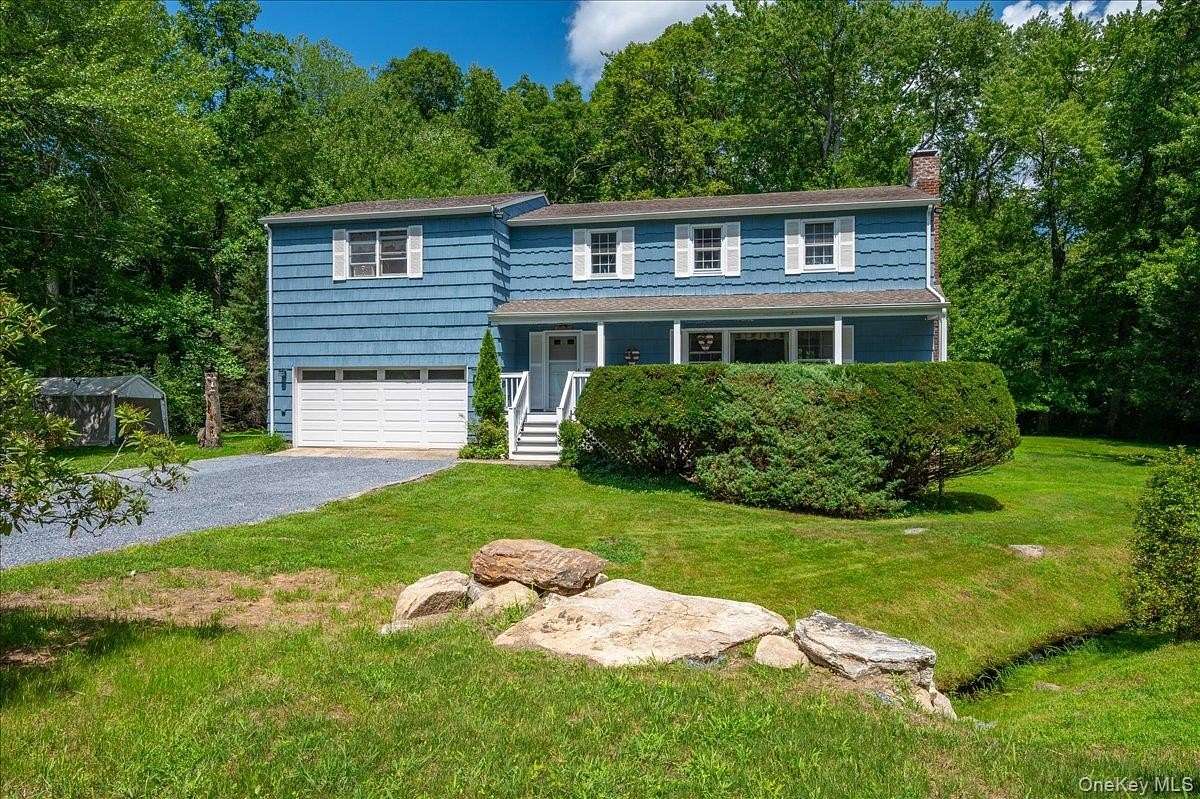 1.55 Acres of Land with Home for Sale in South Salem, New York