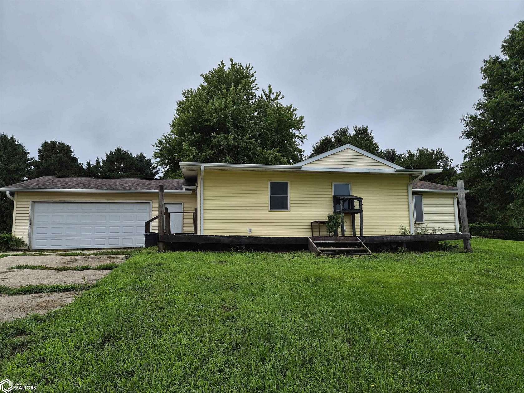 2.1 Acres of Land with Home for Sale in Malcom, Iowa