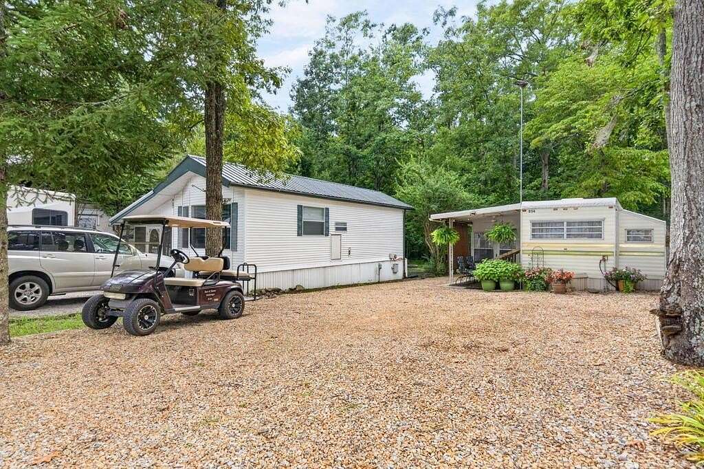 0.12 Acres of Residential Land for Sale in Crossville, Tennessee