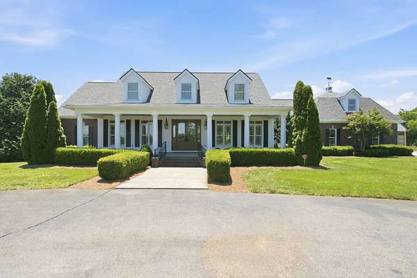 5 Acres of Land with Home for Auction in Christiana, Tennessee