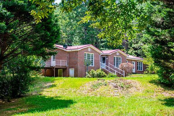 12 Acres of Land with Home for Sale in Whitesburg, Georgia