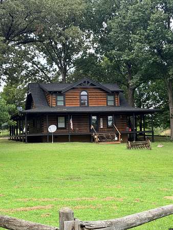 41 Acres of Land with Home for Sale in Martin, Tennessee