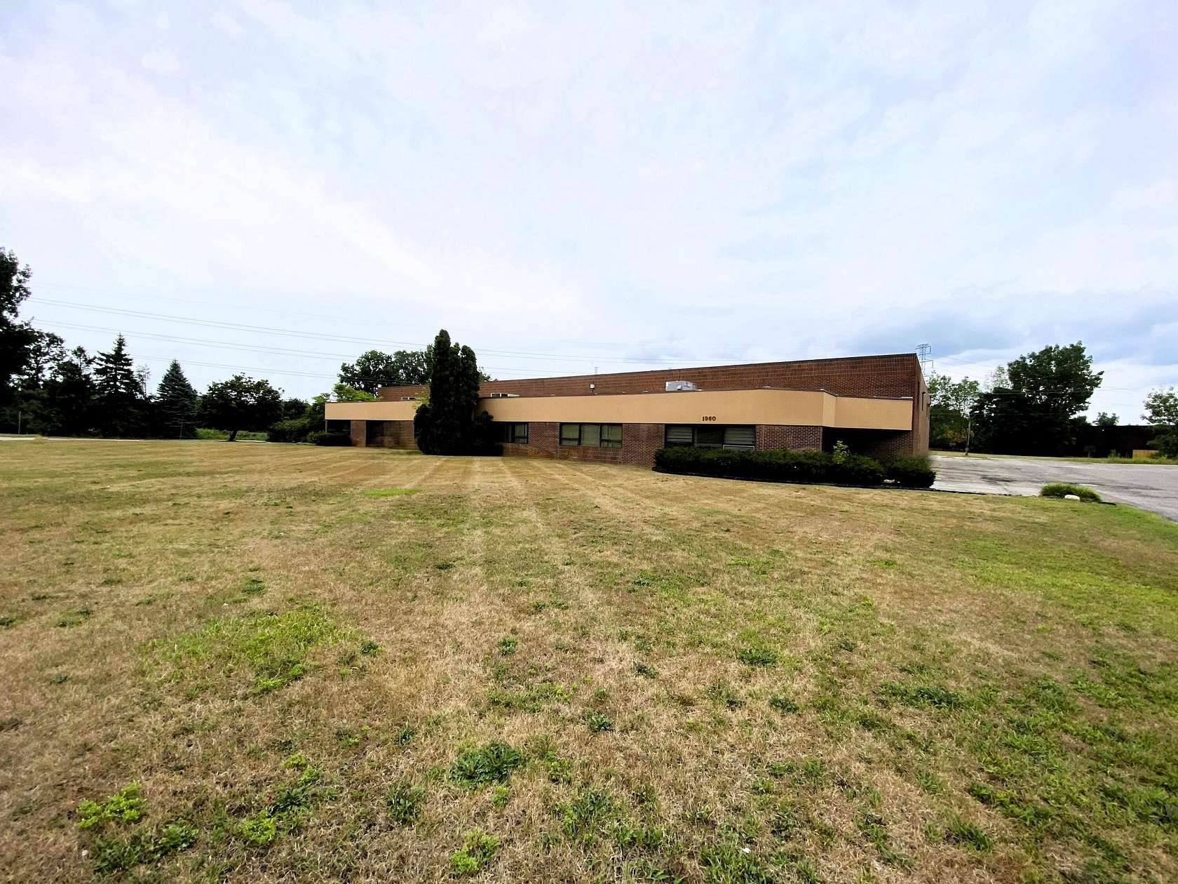 1.77 Acres of Improved Commercial Land for Lease in Walled Lake, Michigan