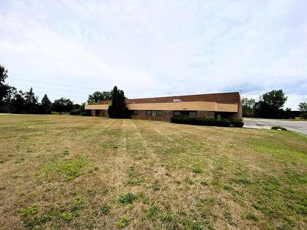 1.77 Acres of Improved Commercial Land for Lease in Walled Lake, Michigan