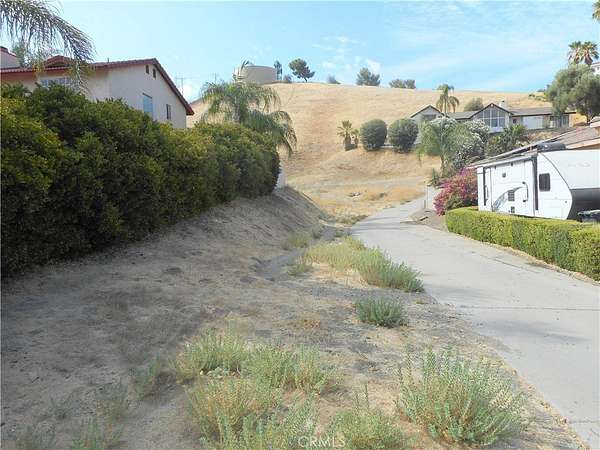 0.31 Acres of Residential Land for Sale in Canyon Lake, California