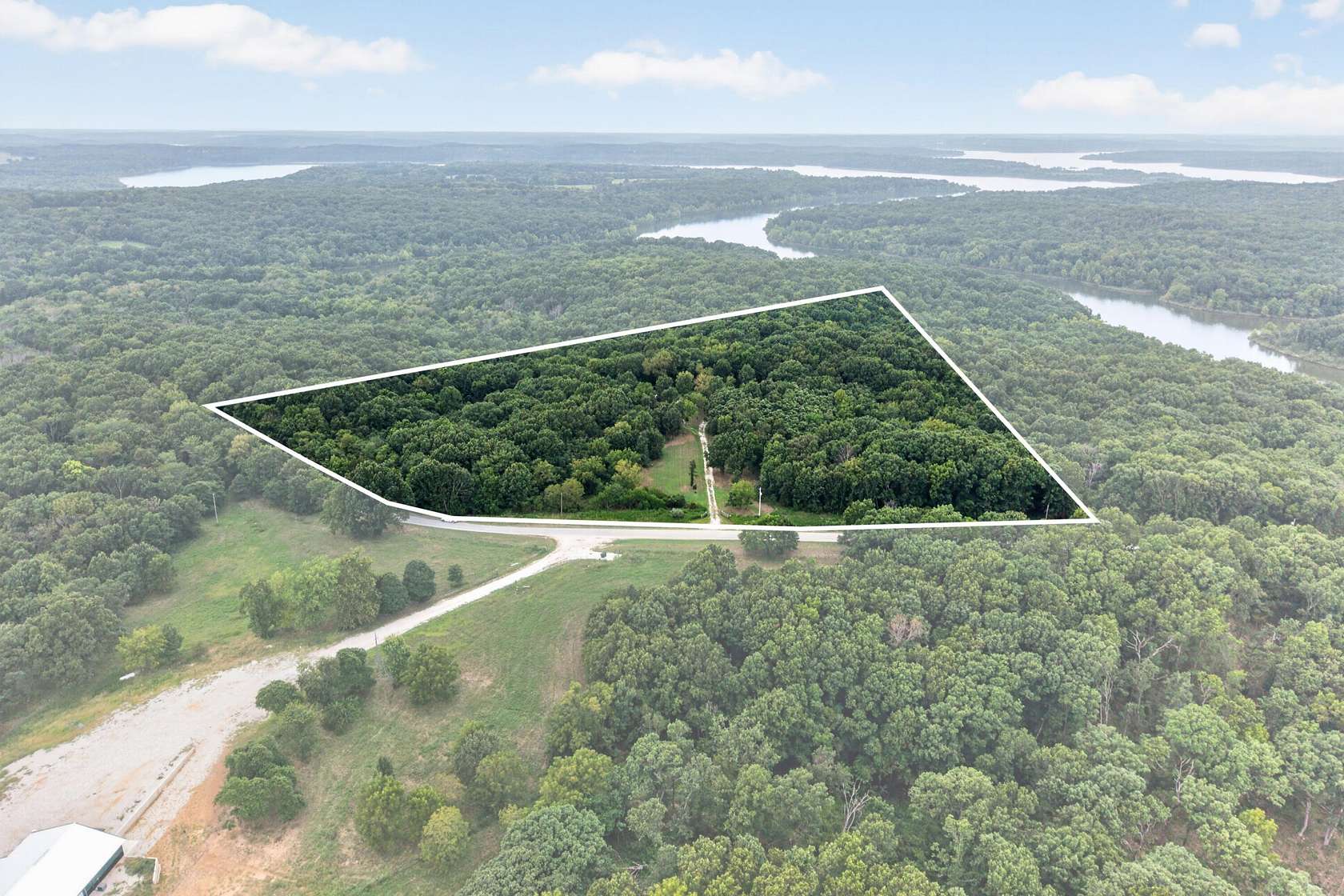 20.9 Acres of Recreational Land for Sale in Greenfield, Missouri