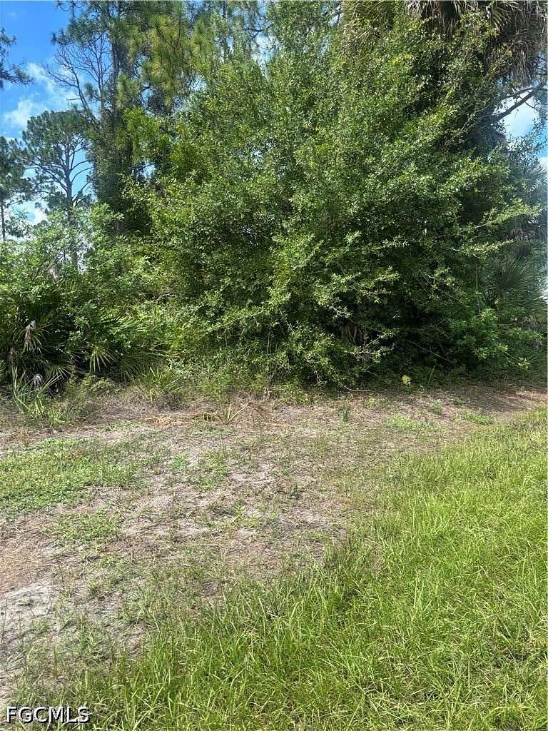 0.5 Acres of Residential Land for Sale in Lehigh Acres, Florida