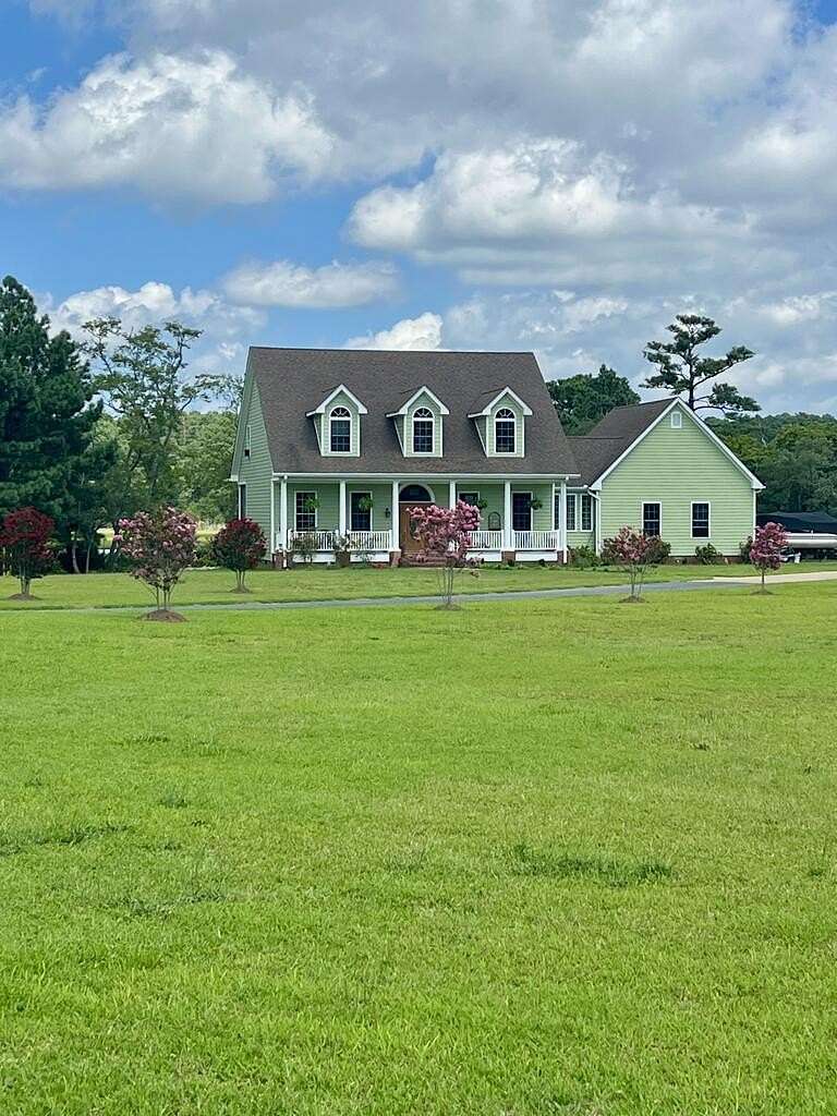 4.4 Acres of Land with Home for Sale in Accomac, Virginia
