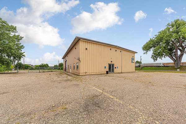 2.68 Acres of Mixed-Use Land for Sale in Mankato, Minnesota